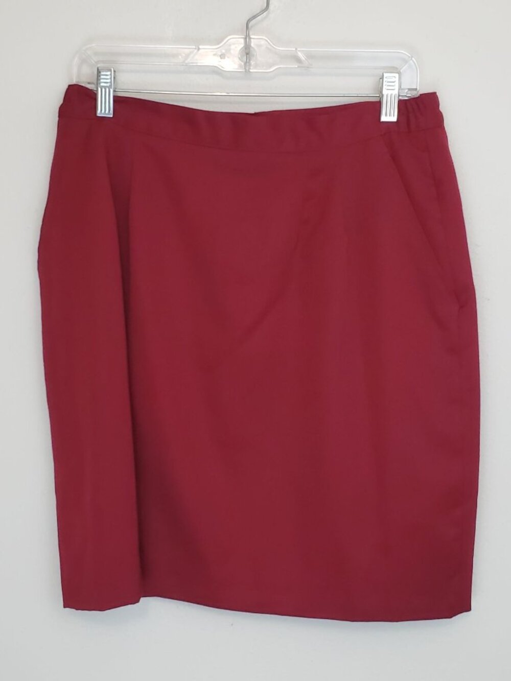 Halston vintage cranberry pencil skirt